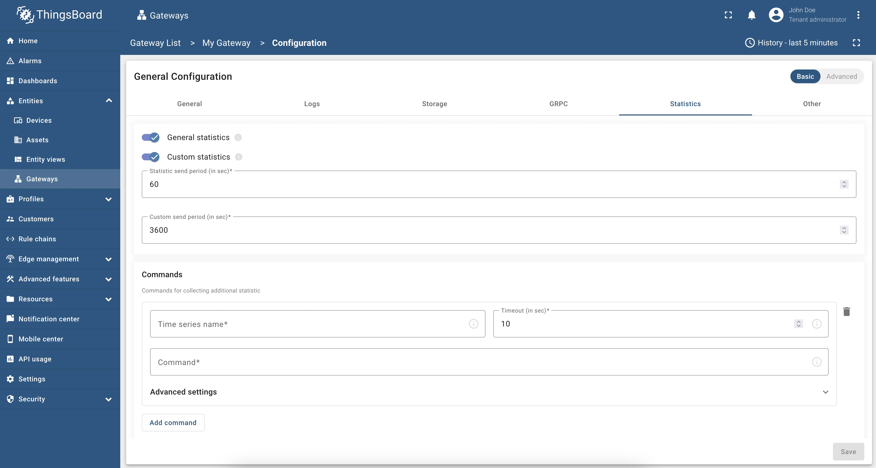 Statistics tab showing general stats, custom stats, and command configuration