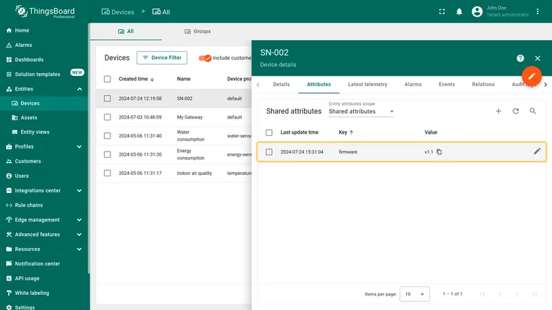 Device SN-002 shared attributes: firmware = v1.1 row visible